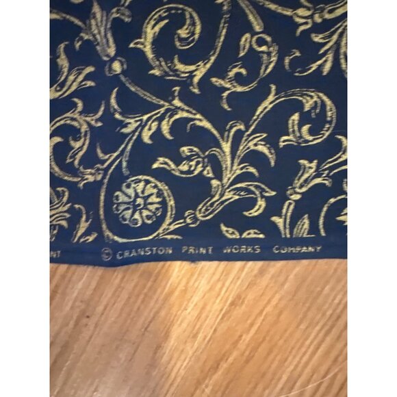 Cranston Print Works VIP Screen Print Fabric 42" X 44" Black Gold Floral Pattern - Picture 5 of 8